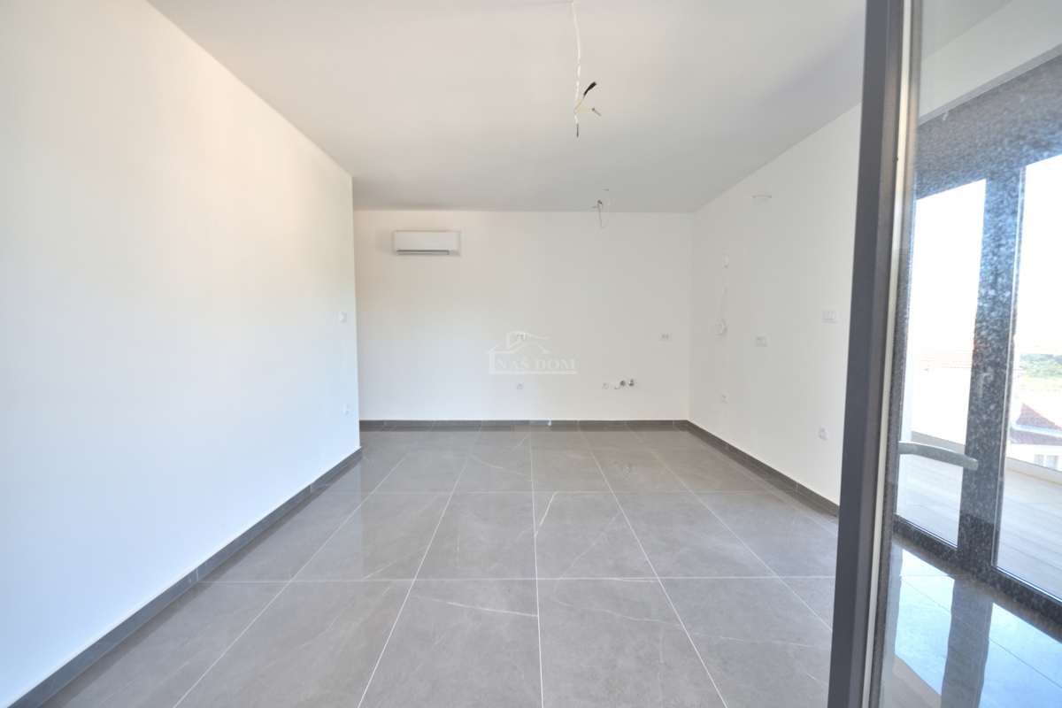 Tribunj, Sovlje - Appartamento S6 al secondo piano