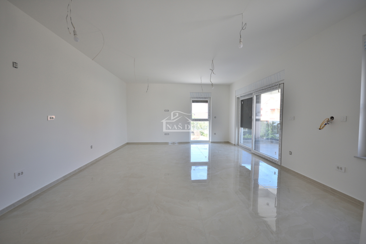 Vodice - Appartamento di lusso S2 al primo piano, posizione eccellente