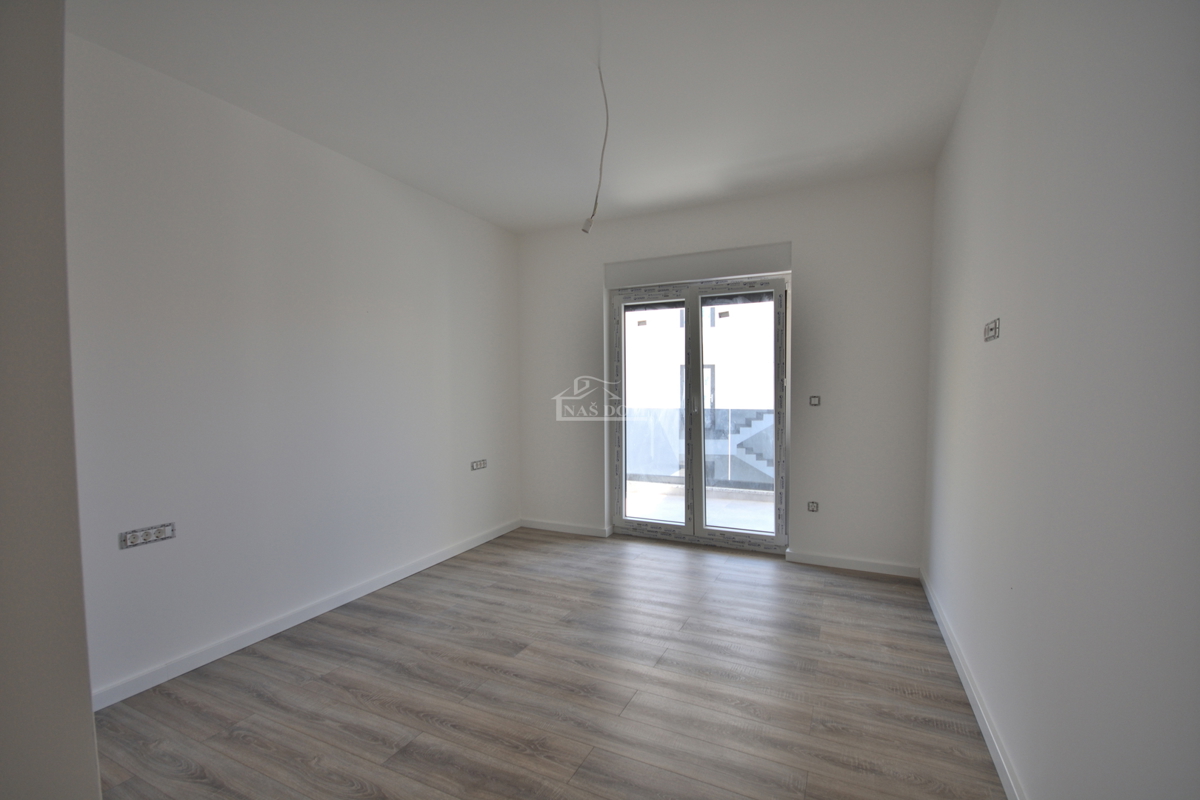 Vodice - Appartamento di lusso S2 al primo piano, posizione eccellente