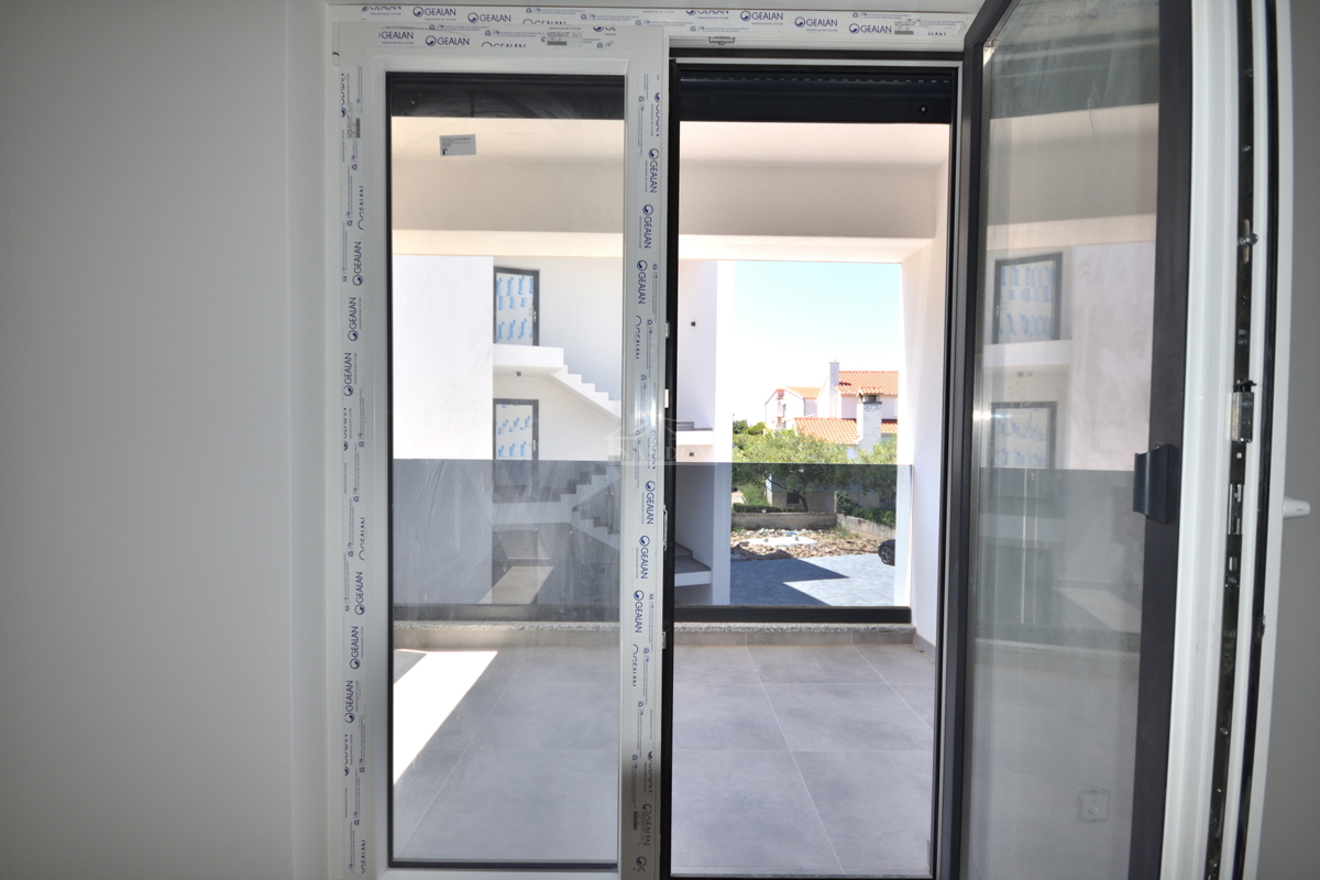 Vodice - Appartamento di lusso S2 al primo piano, posizione eccellente