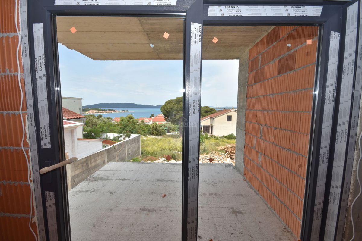 Brodarica - Appartamento S4 con vista sul mare, 1° piano