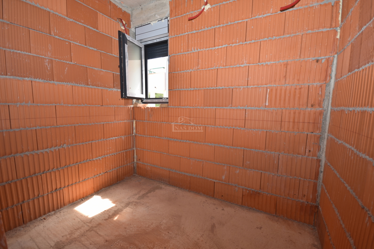 Brodarica - Appartamento S4 con vista sul mare, 1° piano