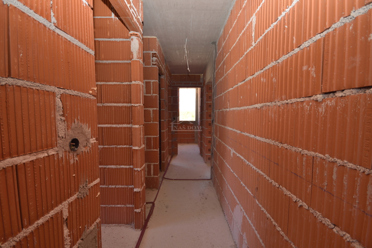 OPPORTUNITÀ - Appartamento di lusso S3 a Vodice – 1° piano, vista mare