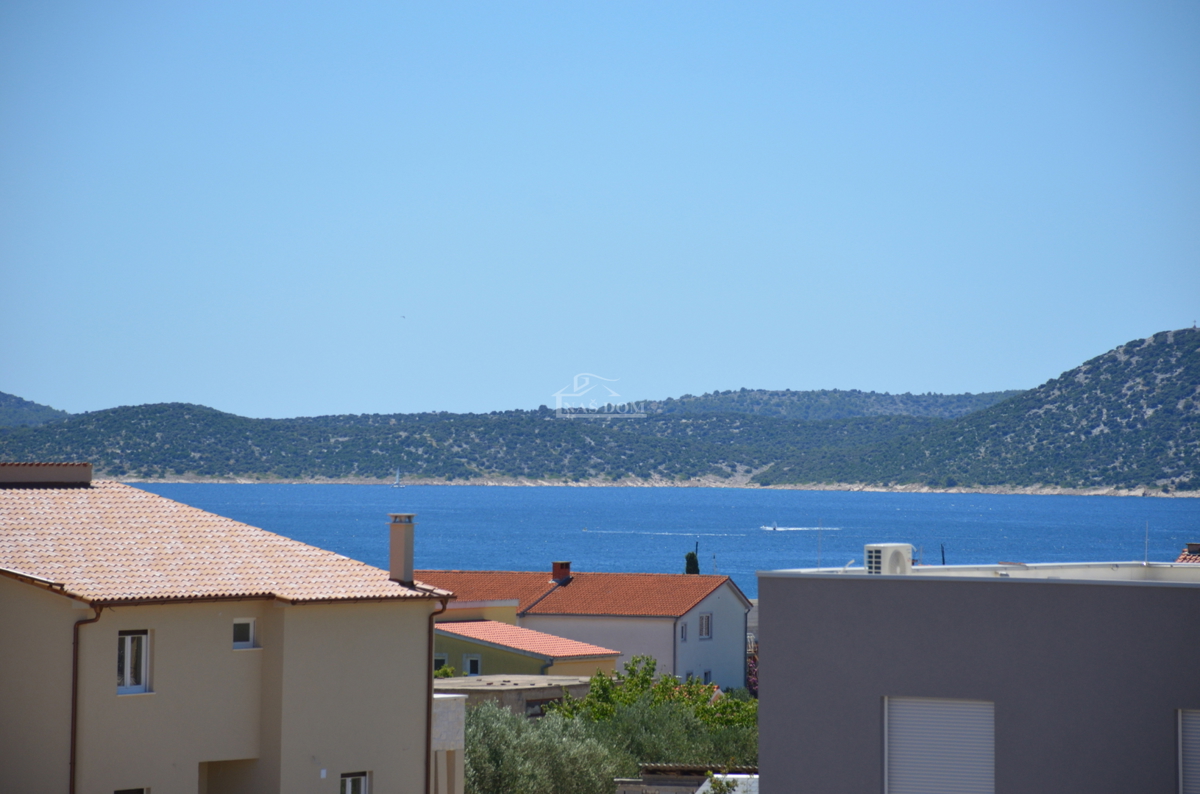 OPPORTUNITÀ - Appartamento di lusso S3 a Vodice – 1° piano, vista mare