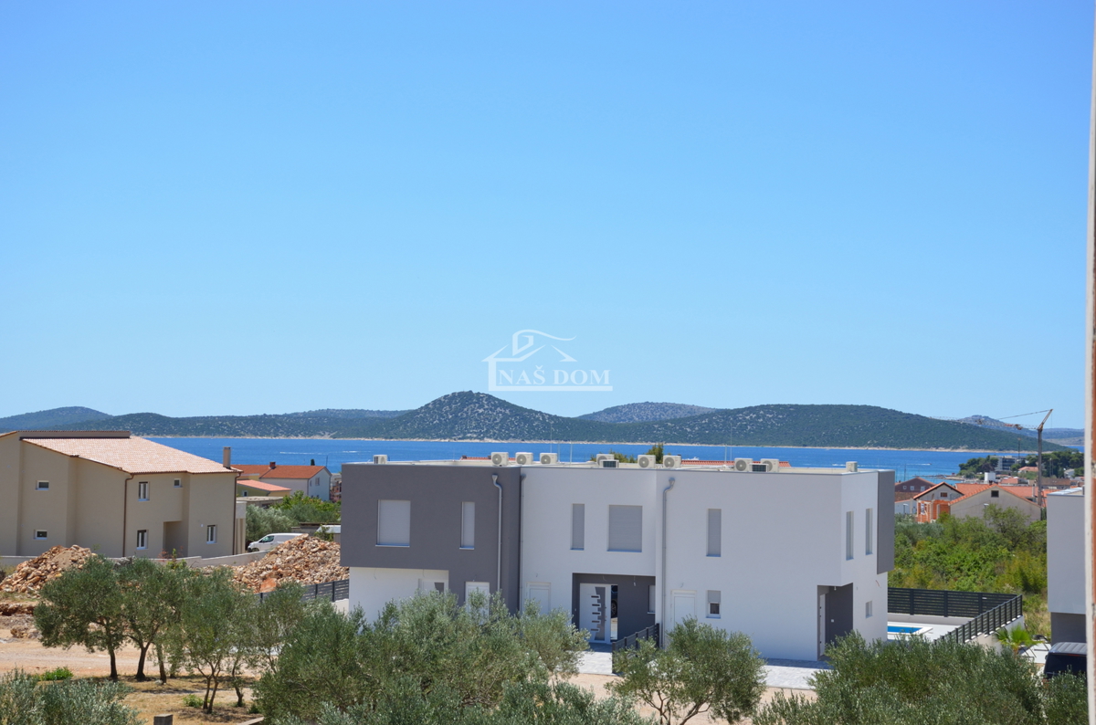 OPPORTUNITÀ - Appartamento di lusso S3 a Vodice – 1° piano, vista mare