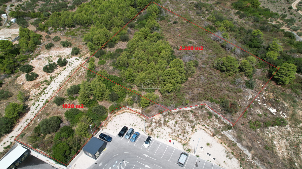 Tribunj - terreno edificabile con vista mare