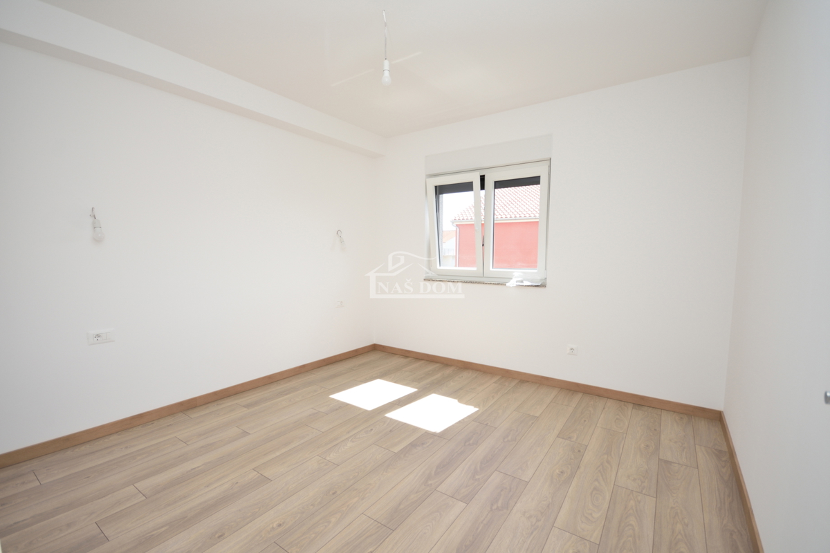 Vodice - Casa di lusso S2 con terrazza sul tetto, a soli 150 m dalla spiaggia