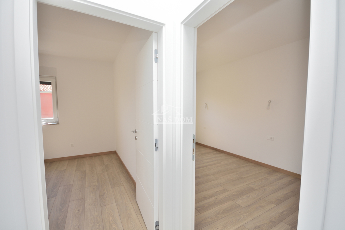 Vodice - Casa di lusso S2 con terrazza sul tetto, a soli 150 m dalla spiaggia