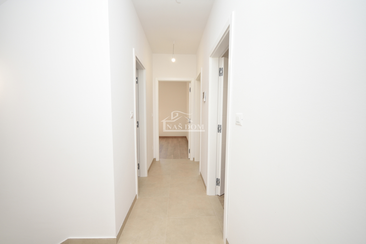 Vodice - Casa di lusso S2 con terrazza sul tetto, a soli 150 m dalla spiaggia