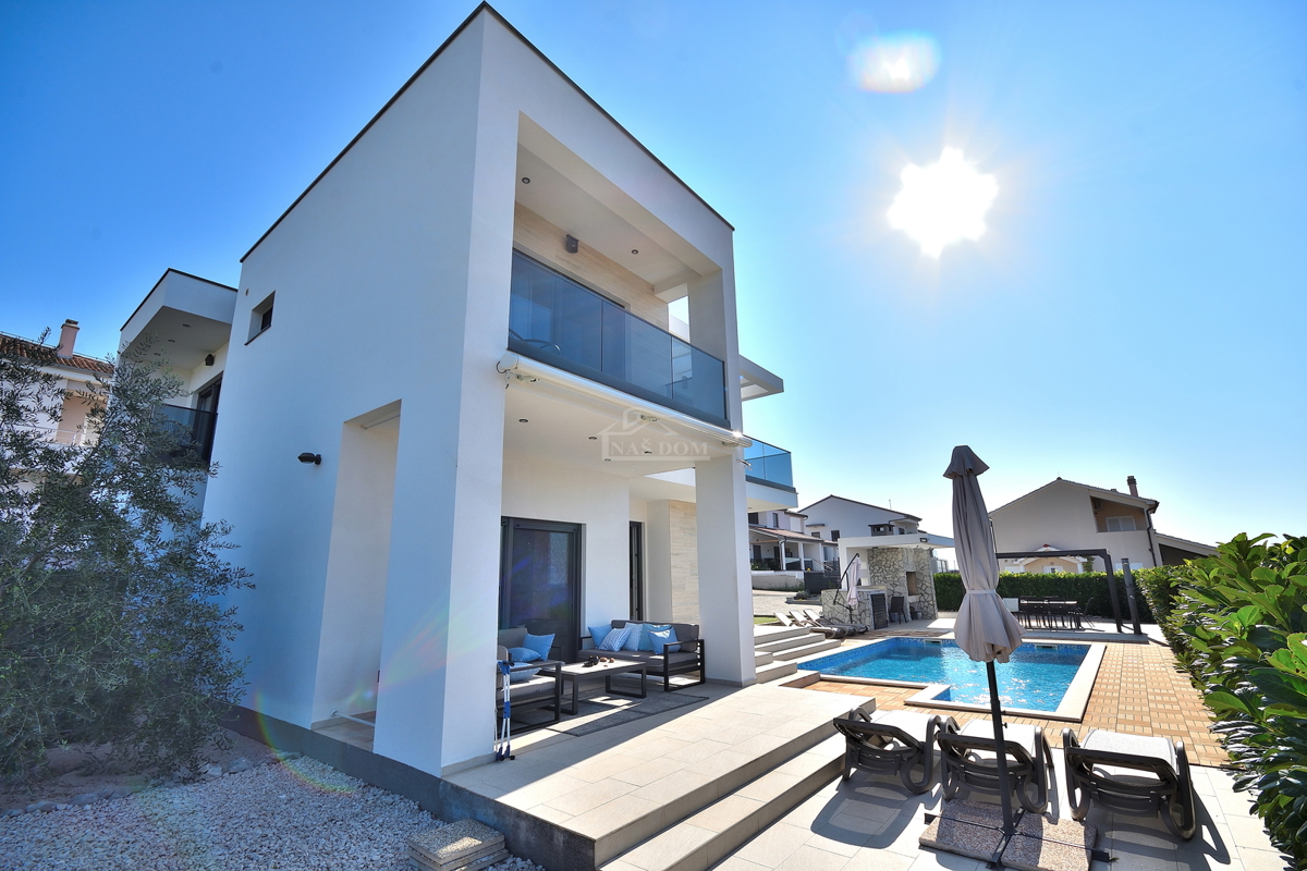 Vodice - villa con vista mare