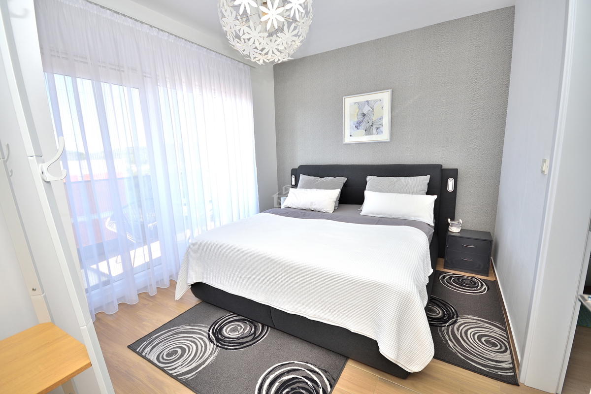 Vodice - villa con vista mare