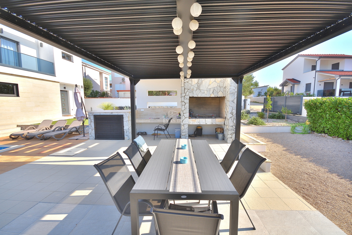 Vodice - villa con vista mare