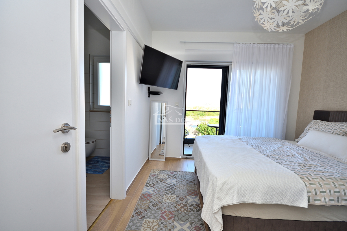 Vodice - villa con vista mare