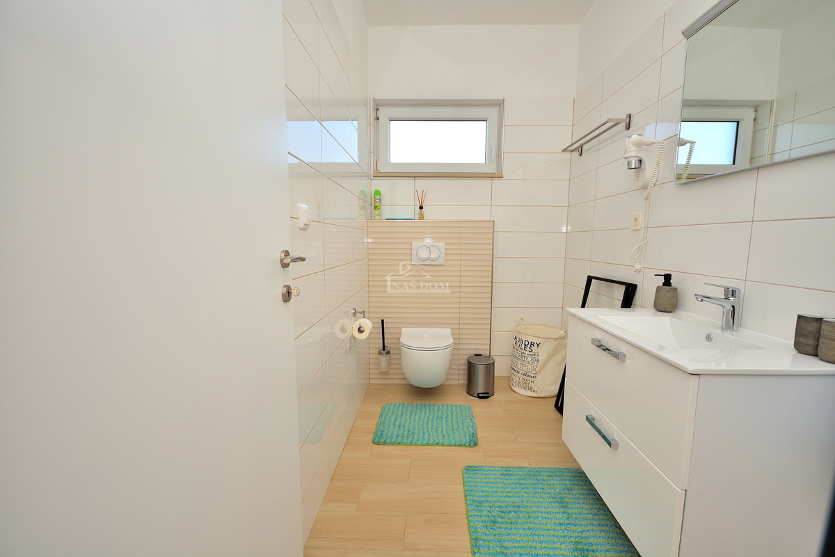 Vodice - villa con vista mare