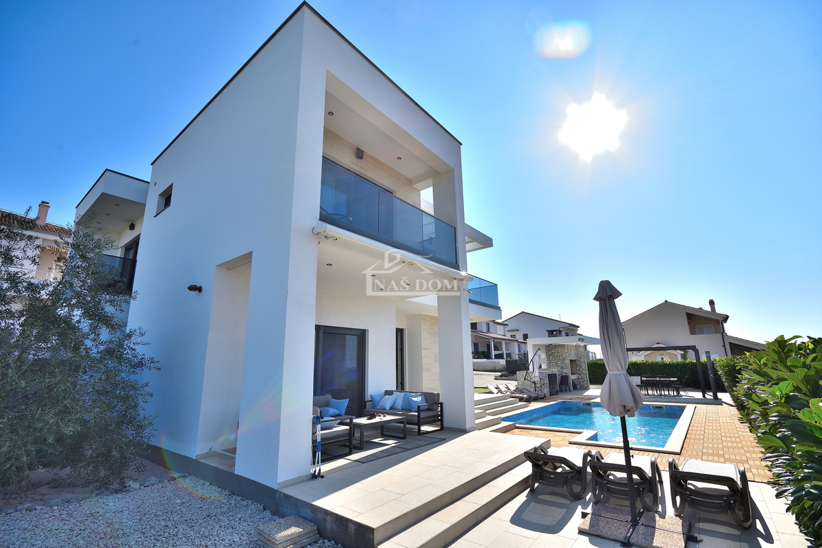 Vodice - villa con vista mare