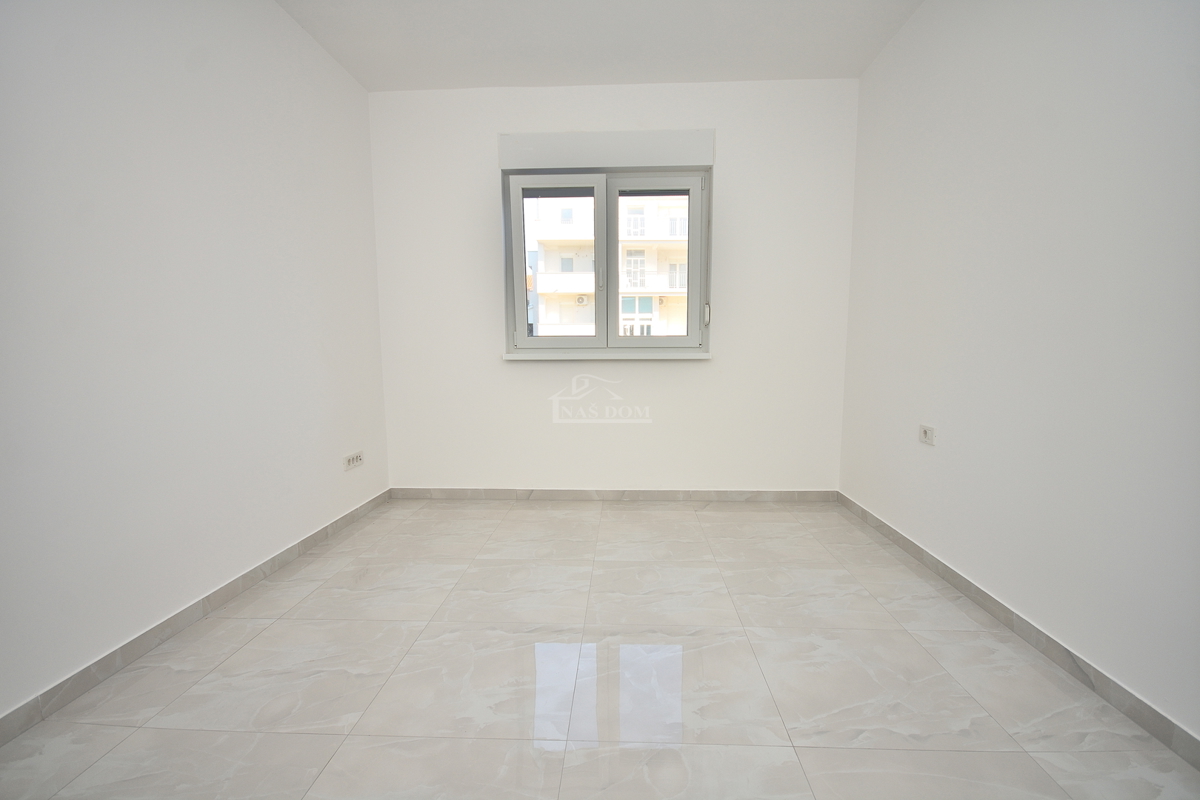 Vodice - **NUOVA COSTRUZIONE** S2 Doppia villetta vicino alla spiaggia