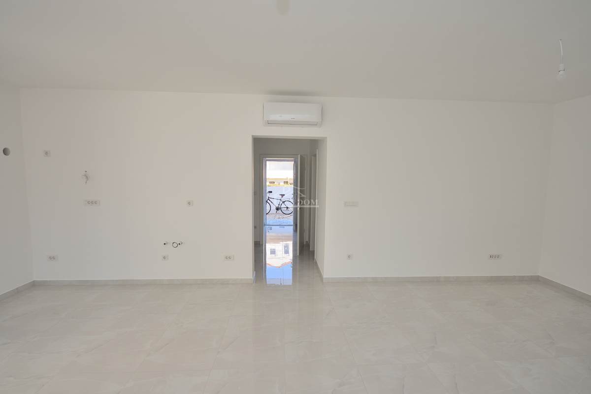 Vodice - **NUOVA COSTRUZIONE** S2 Doppia villetta vicino alla spiaggia