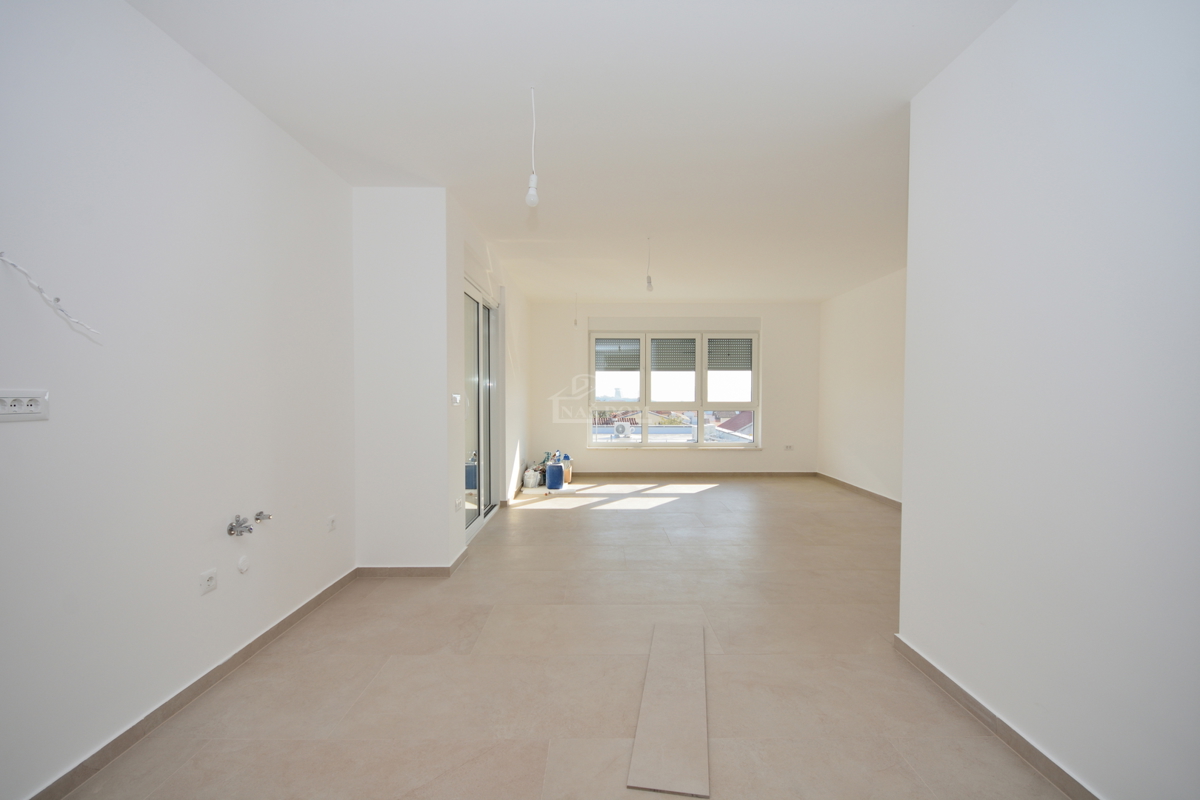 Appartamento S6 – Spazioso bilocale con vista mare in edificio di nuova costruzione, Vodice