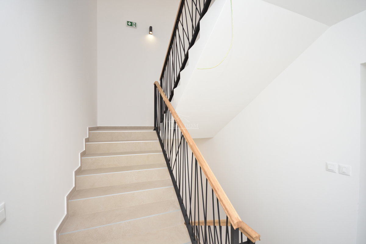 Appartamento S6 – Spazioso bilocale con vista mare in edificio di nuova costruzione, Vodice