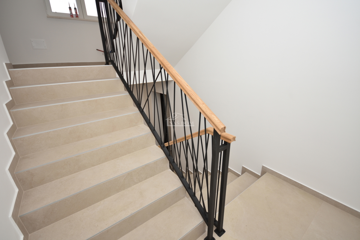 Appartamento S6 – Spazioso bilocale con vista mare in edificio di nuova costruzione, Vodice