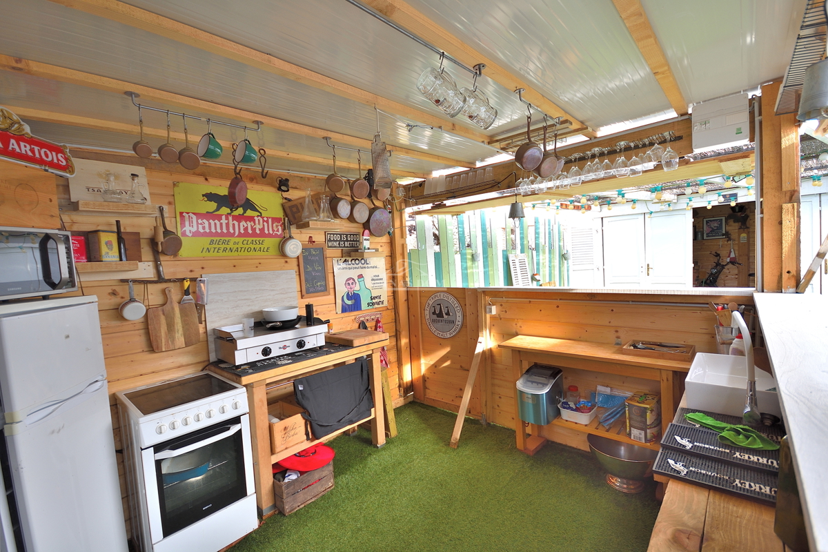 Vodice - appartamento arredato trilocale con vista mare, a 300 m dal centro