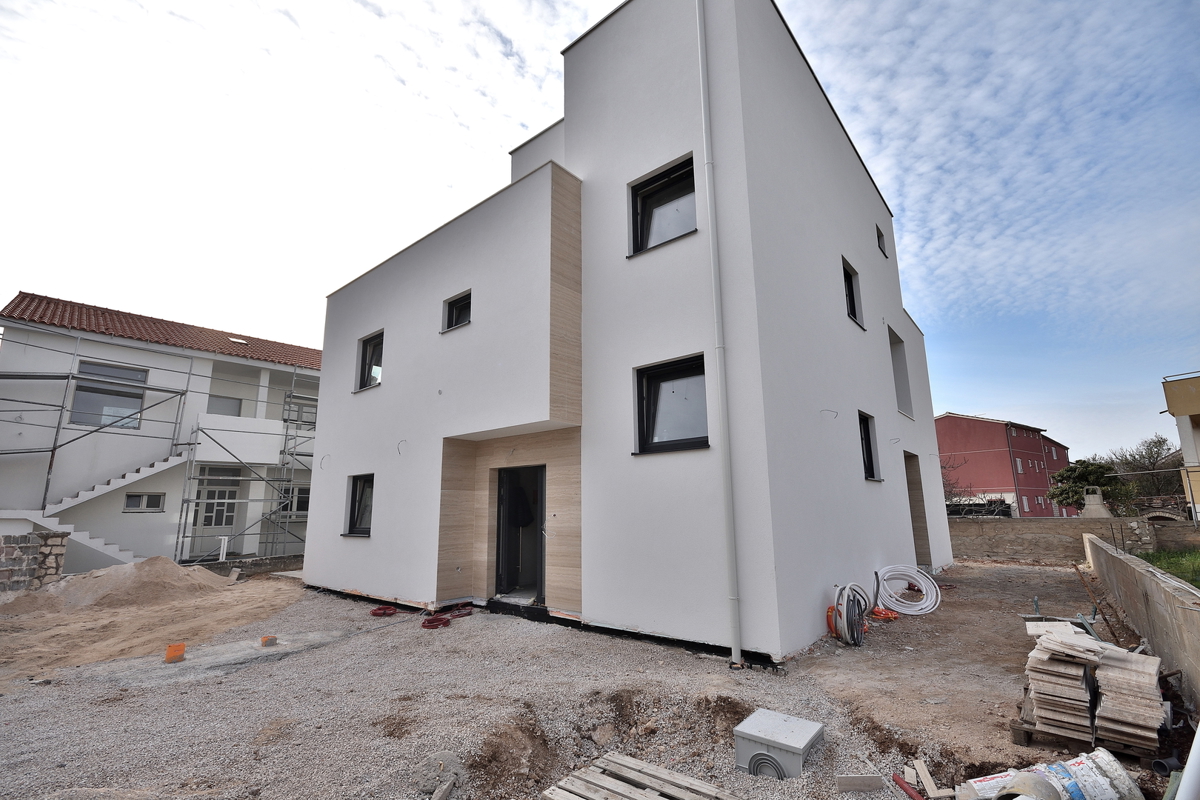 Vodice, Srima -**NEW CONSTRUCTION** S2 house 300 m from the beach