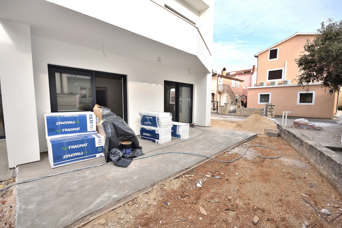 Vodice, Srima -**NEW CONSTRUCTION** S2 house 300 m from the beach