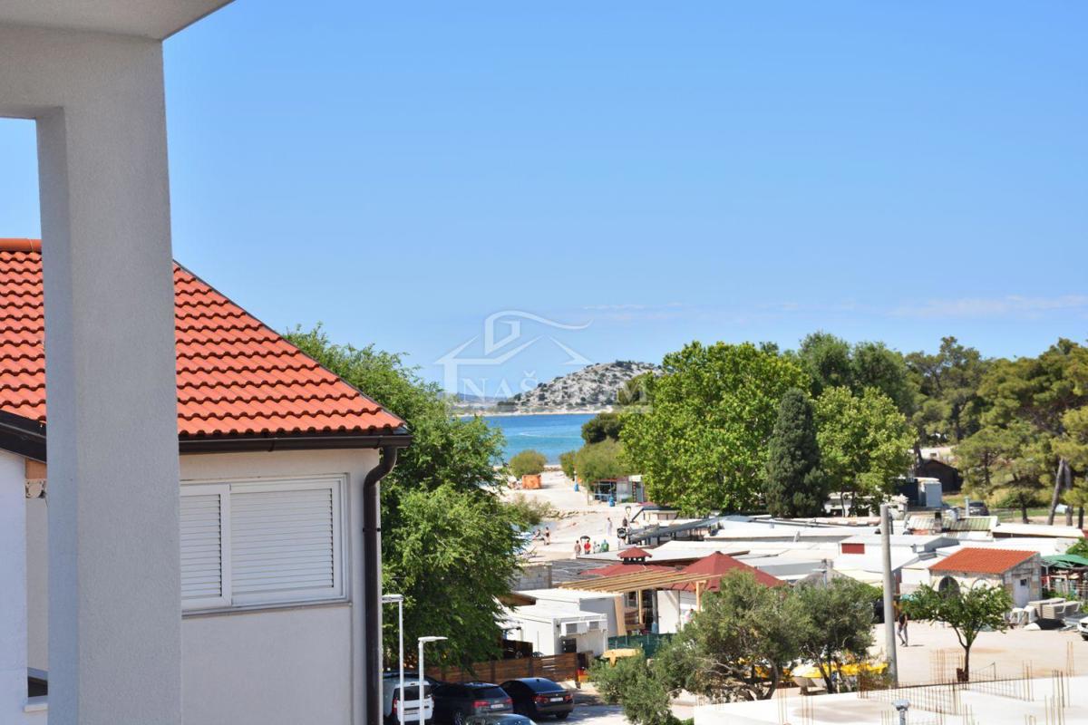 Appartamento di lusso S10 con terrazza panoramica, a 50 m dalla spiaggia