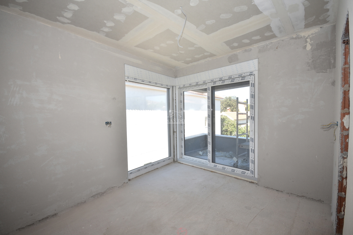 Žaborić - **NOVOGRADNJA** S1 dvojna kuća 70m od mora