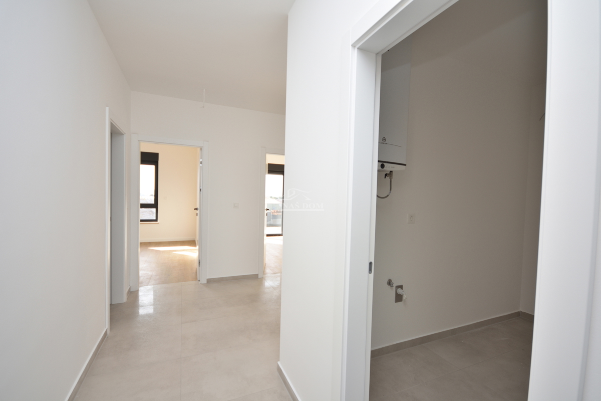 Tribunj - Lussuoso appartamento S5 al secondo piano, vista mare