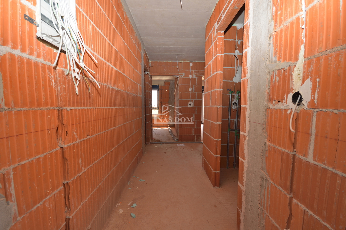 Tribunj - Lussuoso appartamento S5 al secondo piano, vista mare