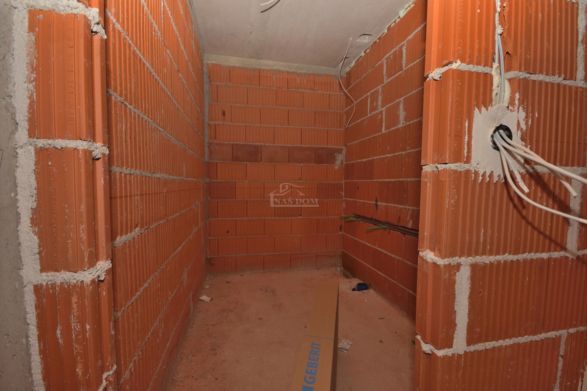 Tribunj - Lussuoso appartamento S5 al secondo piano, vista mare