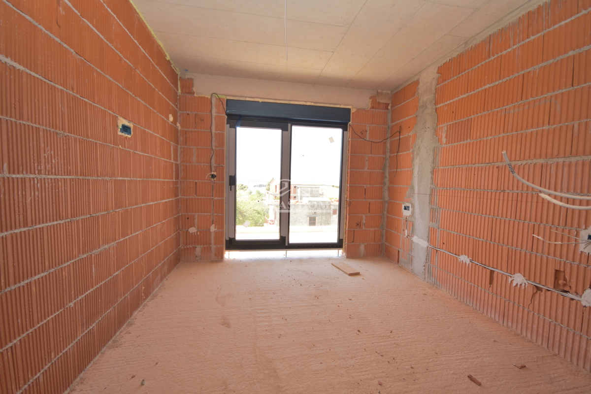 Tribunj - Lussuoso appartamento S5 al secondo piano, vista mare