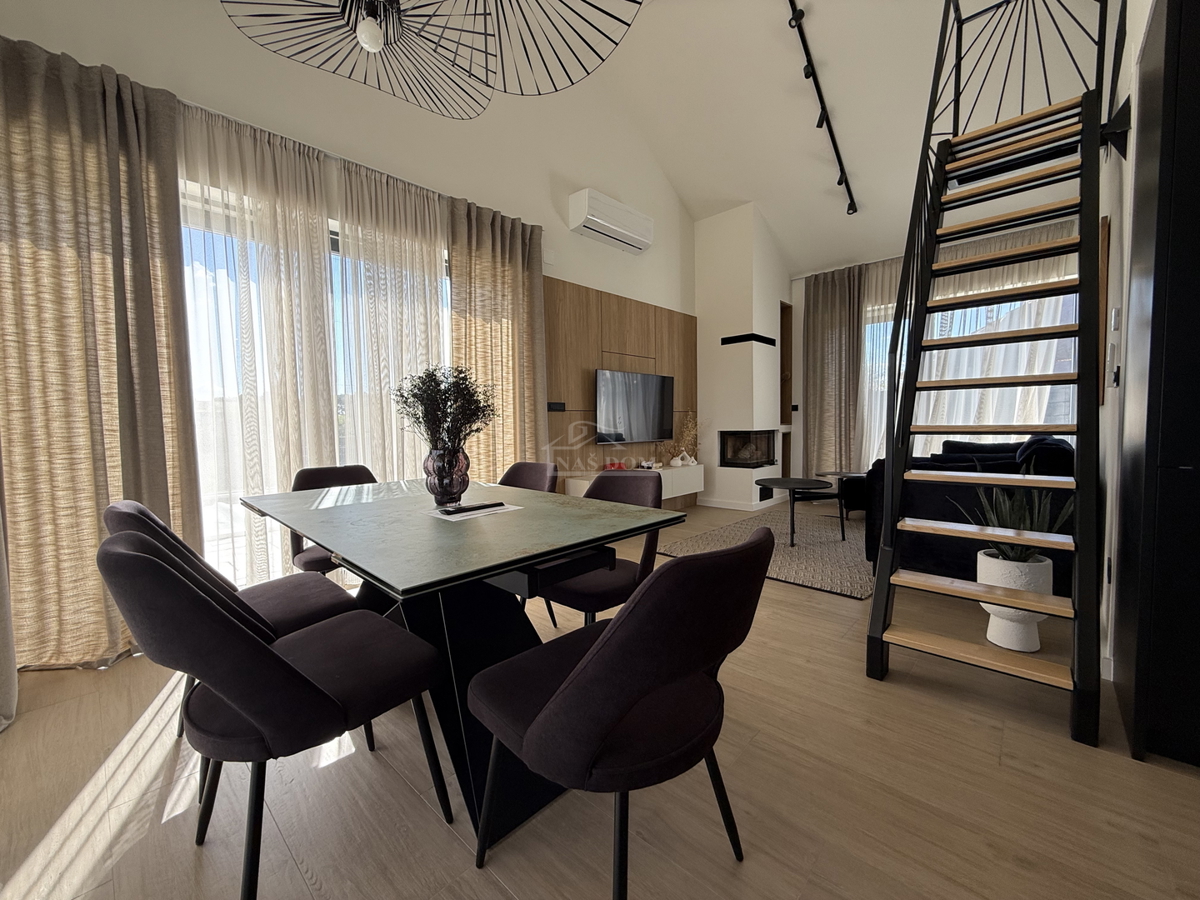 Danilo, Biranj - Splendida villa con piscina