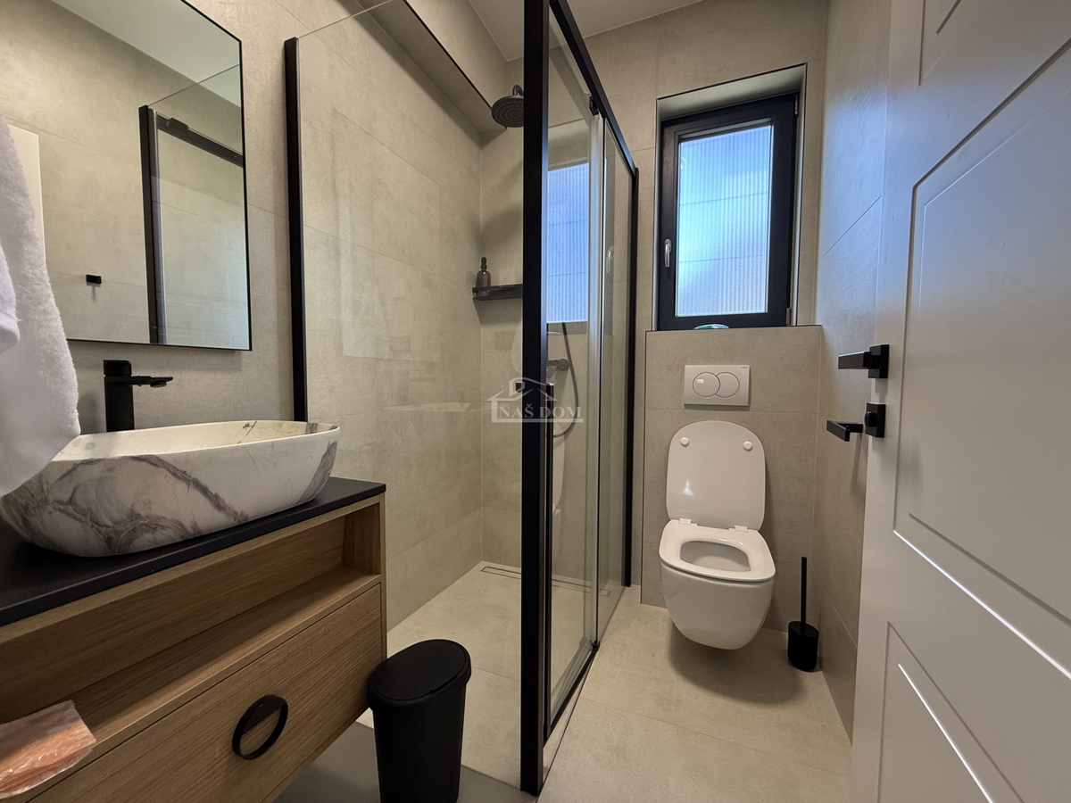 Danilo, Biranj - Splendida villa con piscina