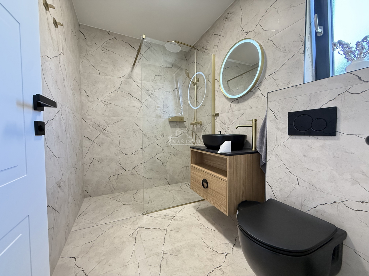 Danilo, Biranj - Splendida villa con piscina