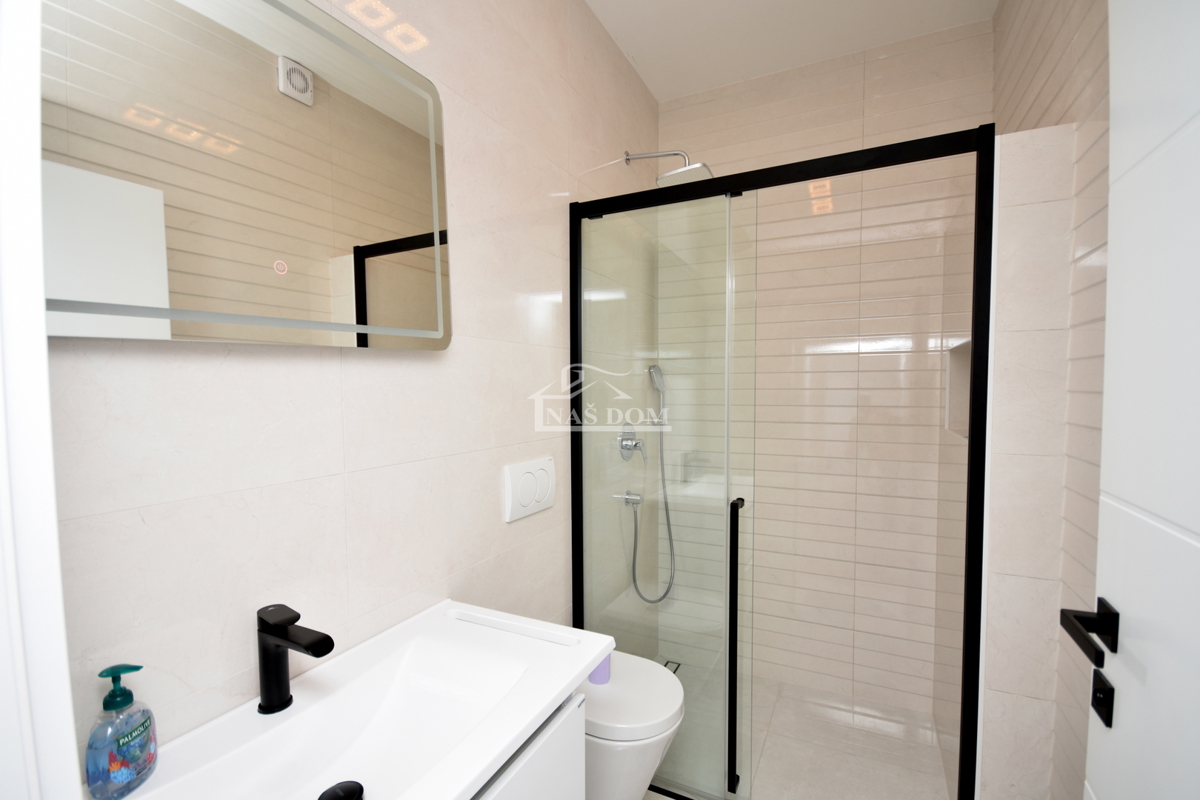 Vodice, Srima - **NUOVA COSTRUZIONE** Casa S2 a 250 m dalla spiaggia