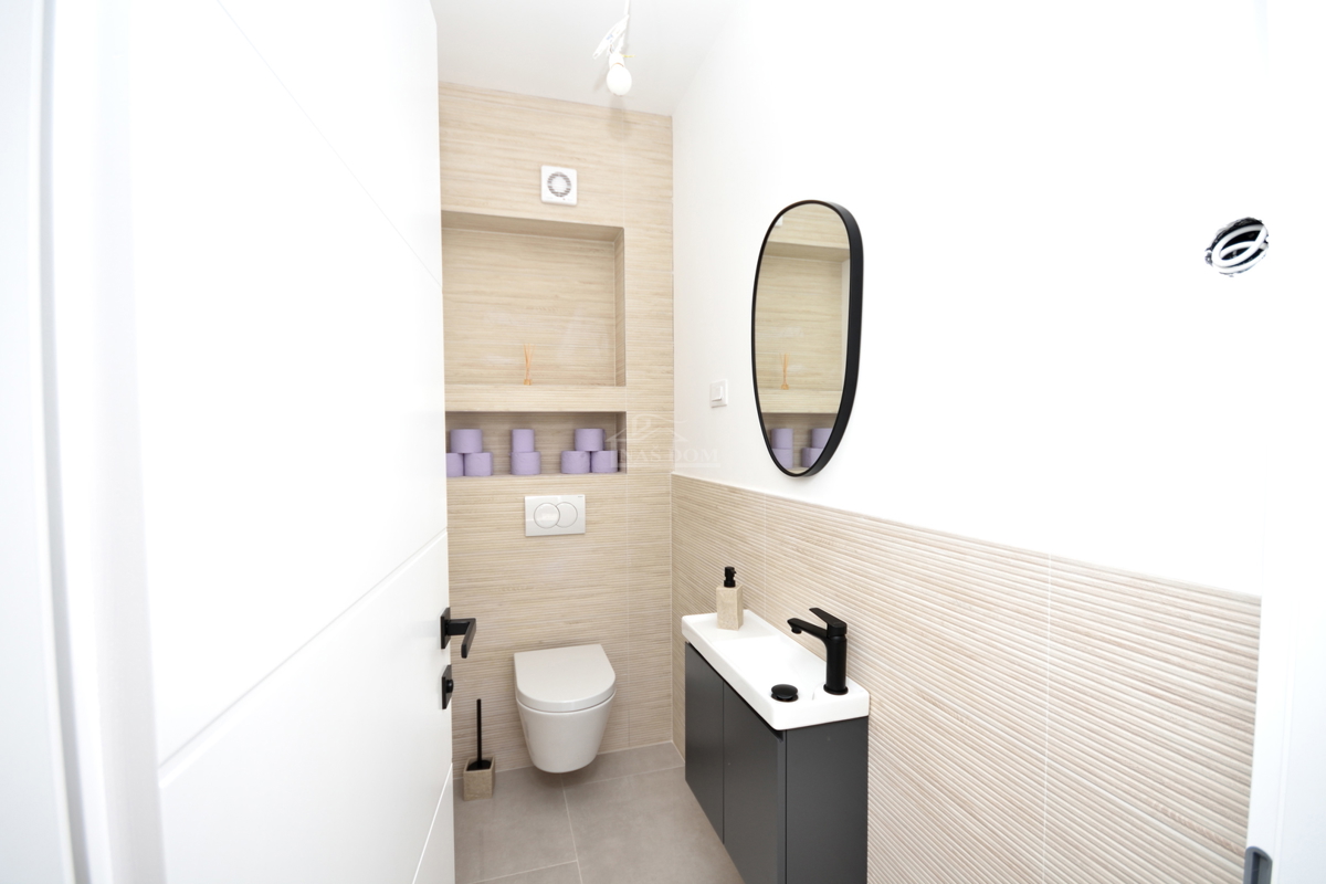 Vodice, Srima - **NUOVA COSTRUZIONE** Casa S2 a 250 m dalla spiaggia