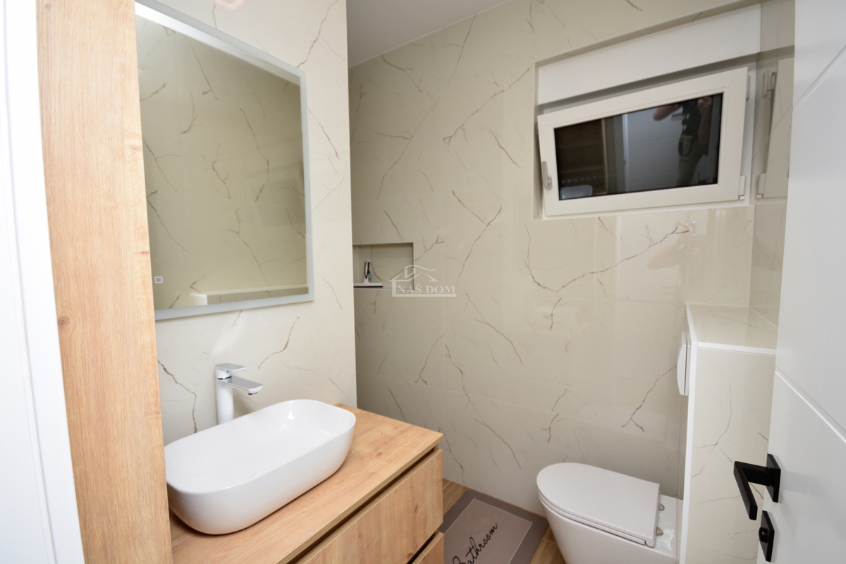 Vodice, Srima - **NUOVA COSTRUZIONE** Casa S2 a 250 m dalla spiaggia