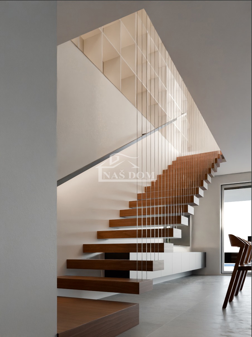 Vodice - Doppia casa con garage, piscina e vista mare