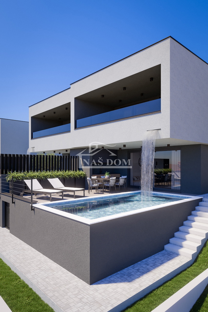 Vodice - Doppia casa con garage, piscina e vista mare