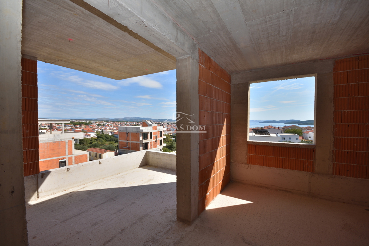 Appartamento S9 a Vodice – Nuova costruzione, 2° piano, vista mare, 77,8 m², posizione tranquilla