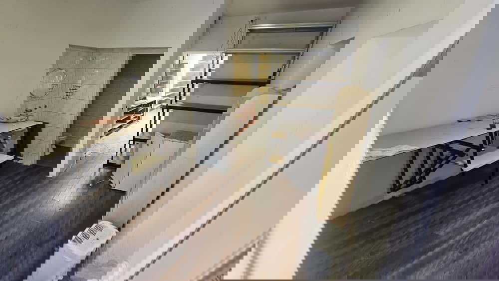 RIBASSATO - Locale commerciale nel centro di Vodice