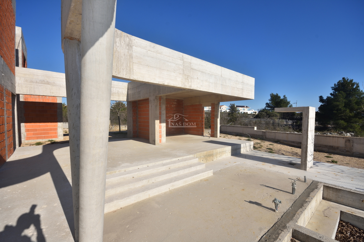 Vodice - Villa di lusso di design con piscina - grezzo