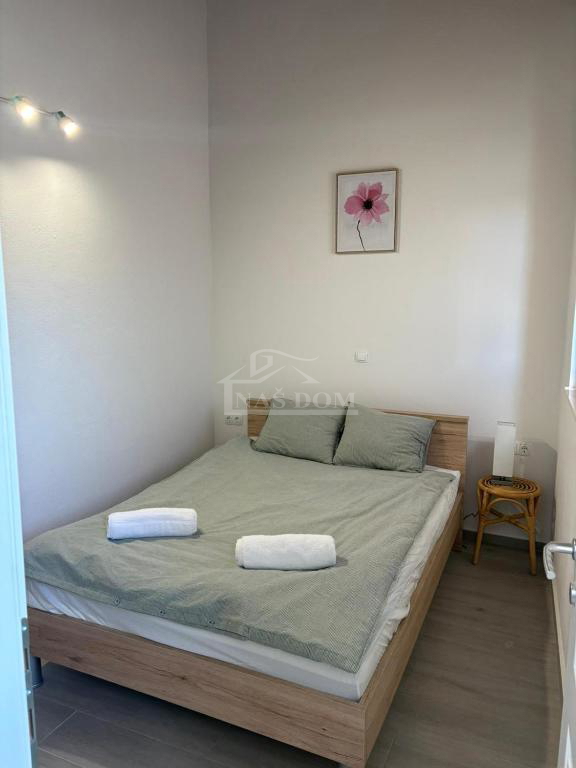 Vodice - Casa con piscina, uliveto nell&apos;entroterra di Vodice