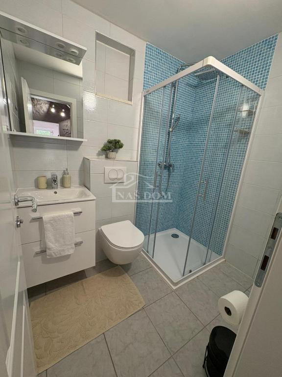 Vodice - Casa con piscina e uliveto nell'entroterra di Vodice