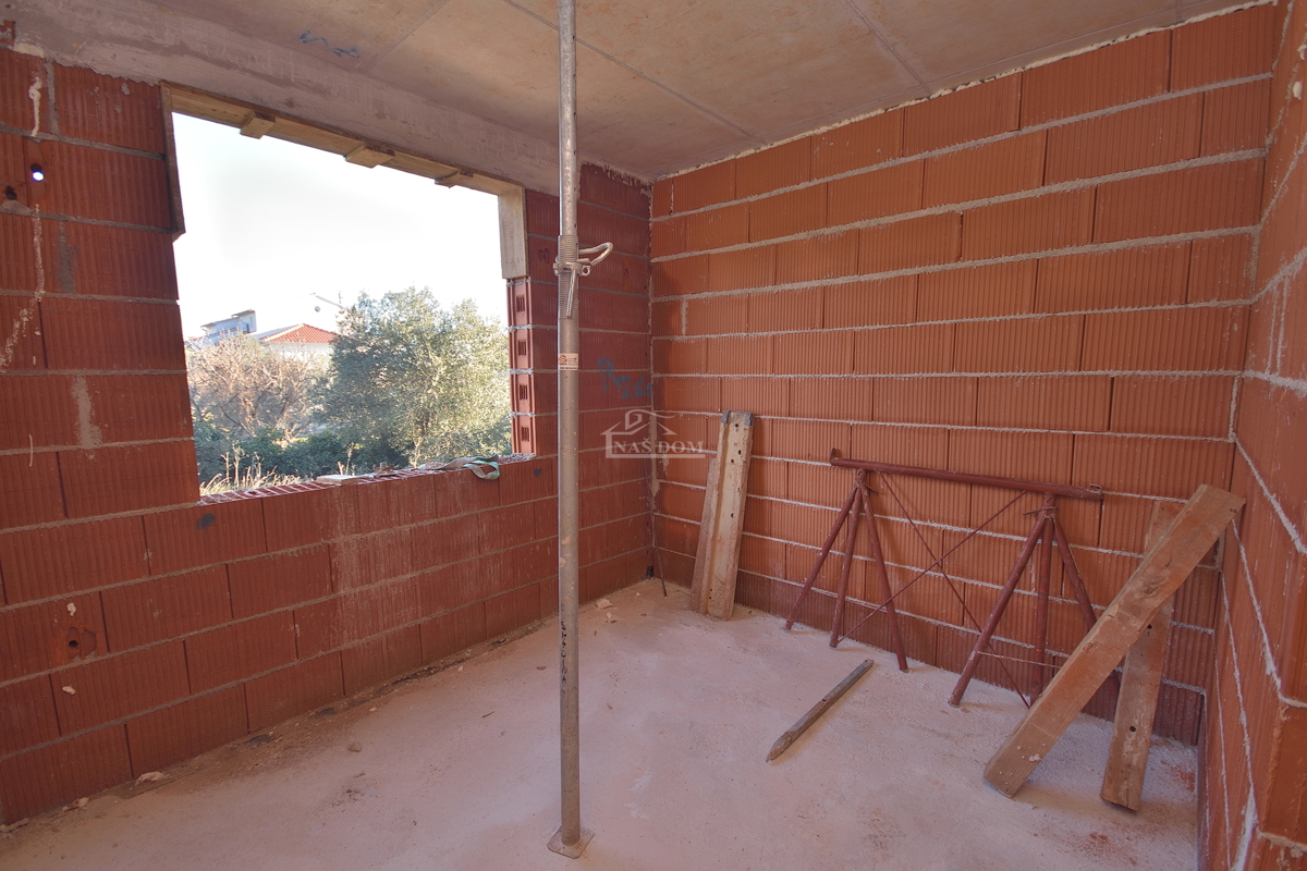 Tribunj, Sovlje - appartamento con giardino a 400 m dalla spiaggia