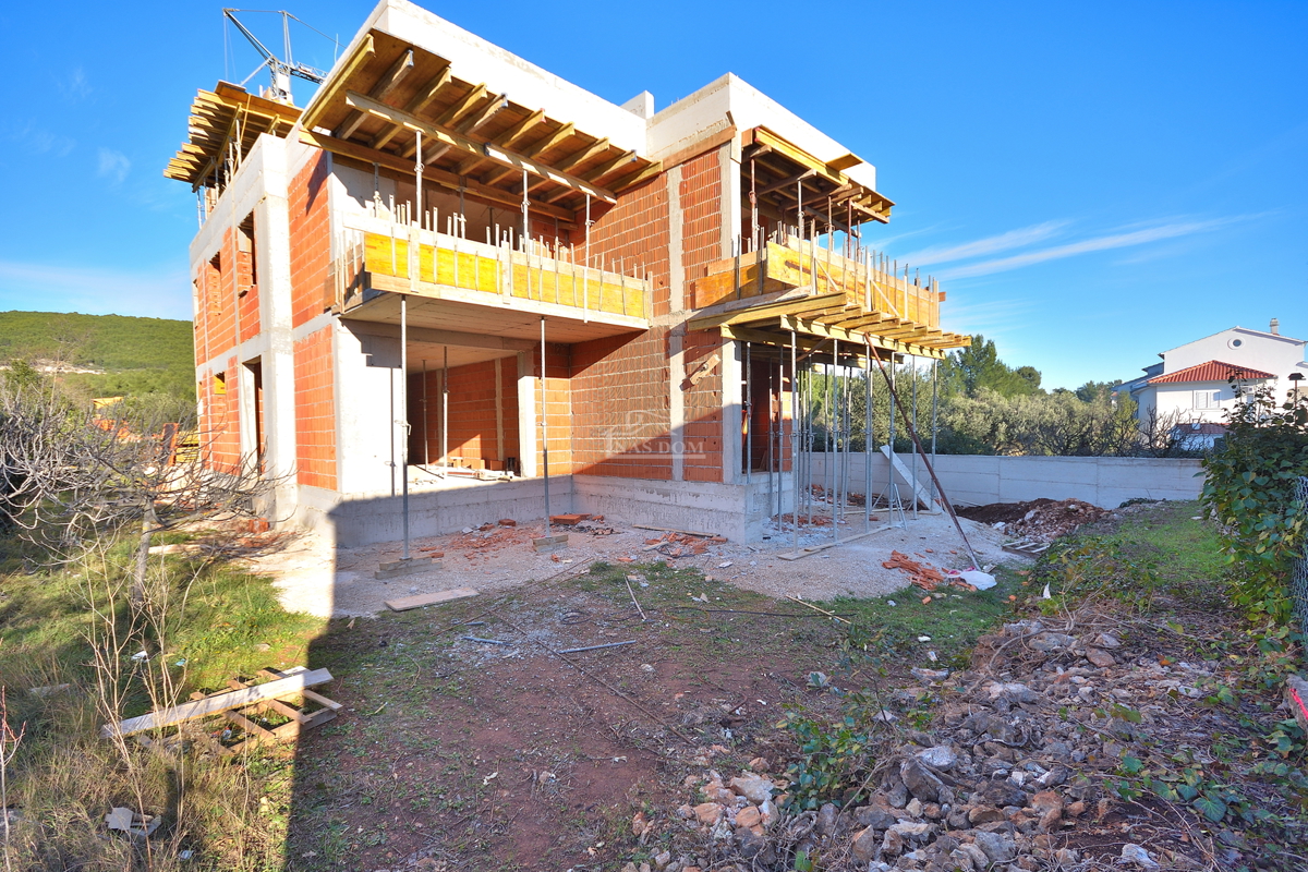 Tribunj, Sovlje - appartamento con giardino a 400 m dalla spiaggia