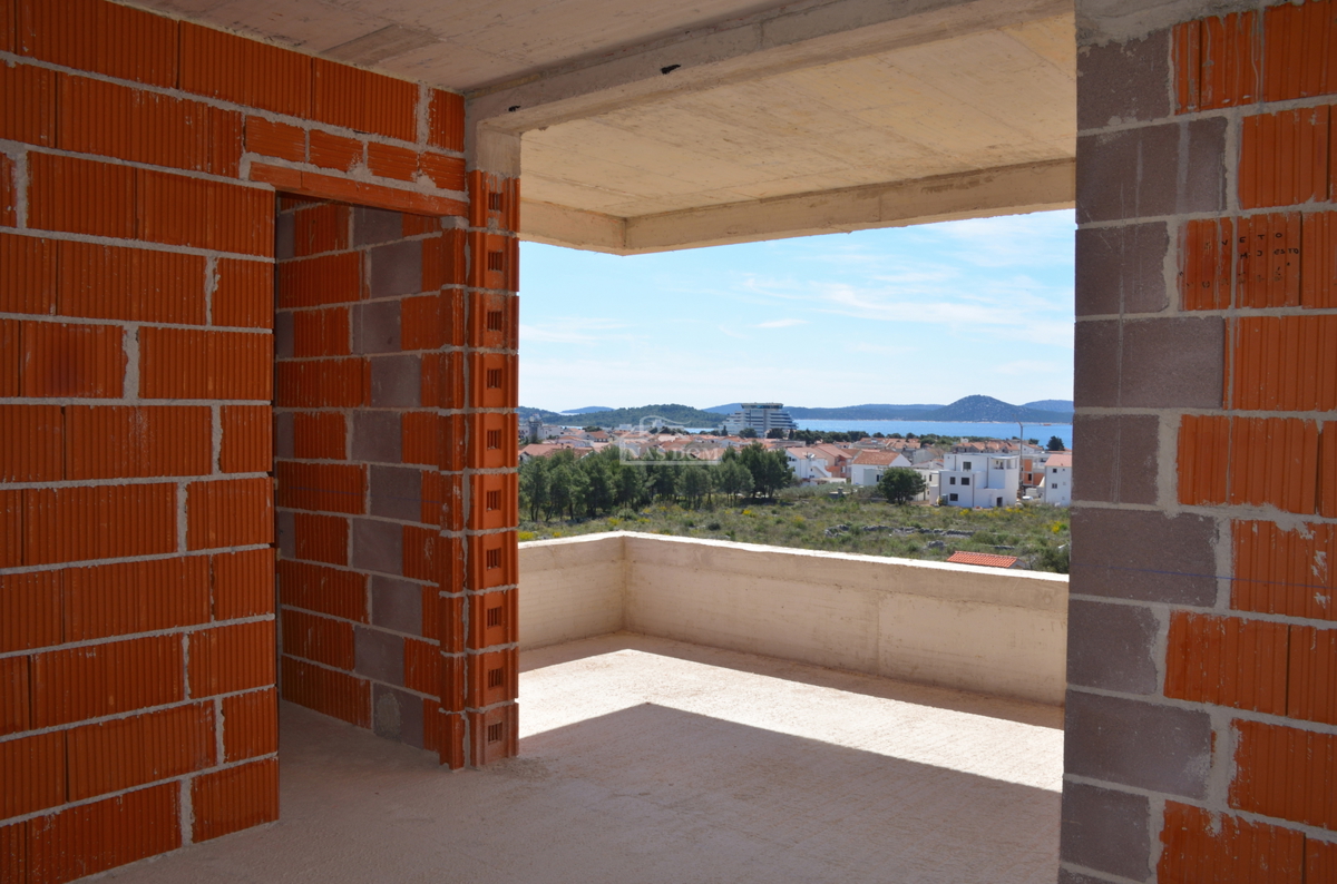 Attico di lusso di 129,57 m² con vista panoramica sul mare