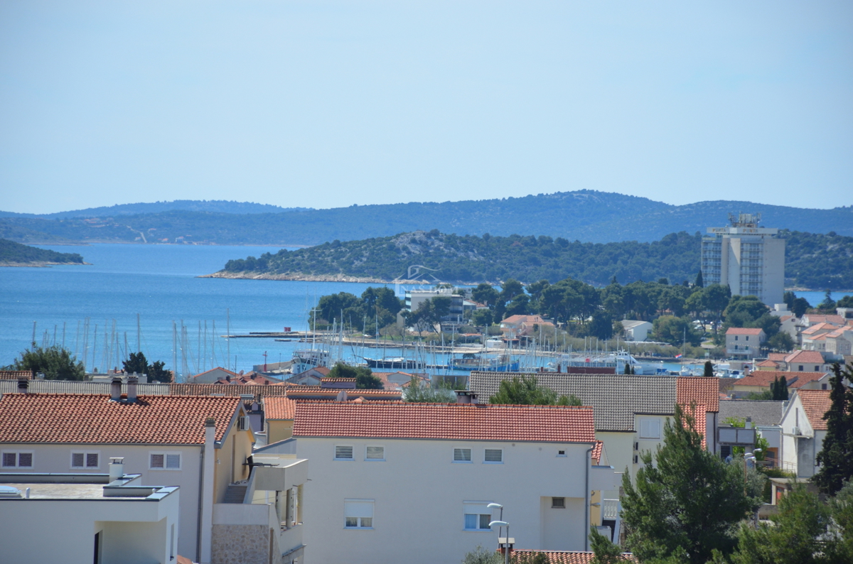 Attico di lusso di 129,57 m² con vista panoramica sul mare